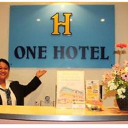 One Hotel Sadong Jaya Kota Kinabalu Luaran gambar